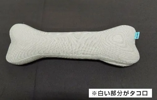 <枕の特徴><br>多目的枕です。<br>パソコンをする時の肘置き、首枕、腰枕、足枕、どこに転がしても違和感がありません。<br>(※ペットに注意)<br>枕を洗う場合は、中材をタコ口からすべて取り出して洗って下さい。<br>※Ⓡ登録番号：第6609279号